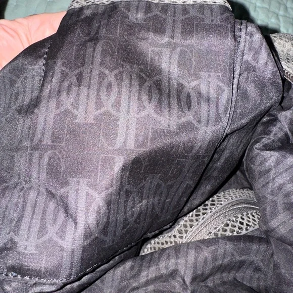 Jennifer Lopez JLO Chic Gray Hobo Bag with Metallic Accents - Picture 4 of 4